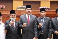 Foto bersama Wali Kota Samarinda didampingi Ketua DPRD Samarinda beserta Wakil Ketua DPRD (Istimewa).